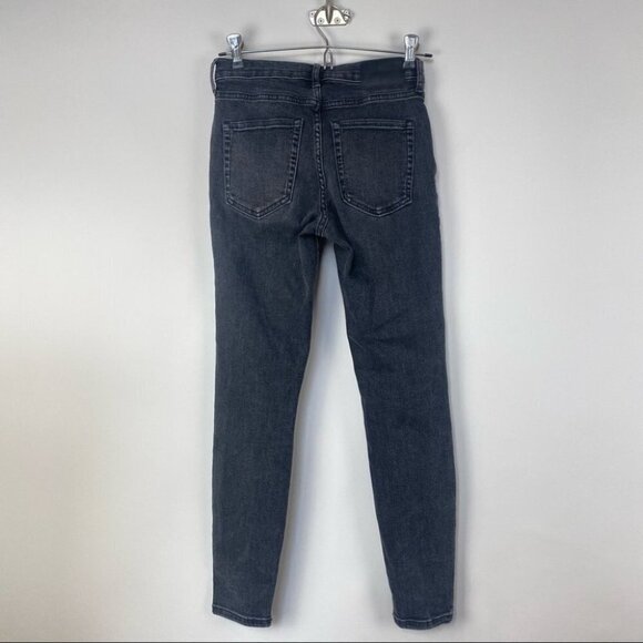 Everlane | The Mid rise Skinny Jean | Washed Black - Picture 4 of 9